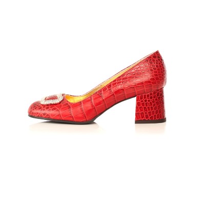 Theresa - Red
